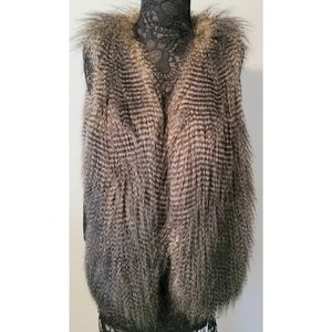 FAUX FUR VEST